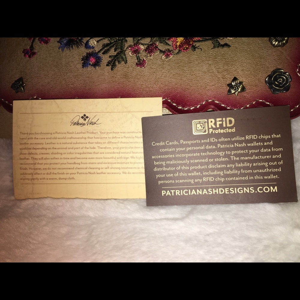 Patricia Nash Crossbody purse and/or Wallet